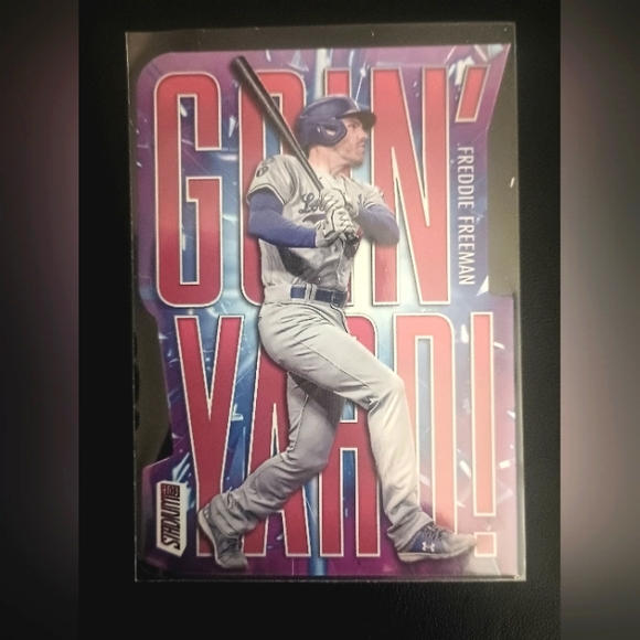 FREDDIE FREEMAN 2023 Topps Stadium Club -  Goin' Yard - Red #GY-10 - Picture 1 of 2